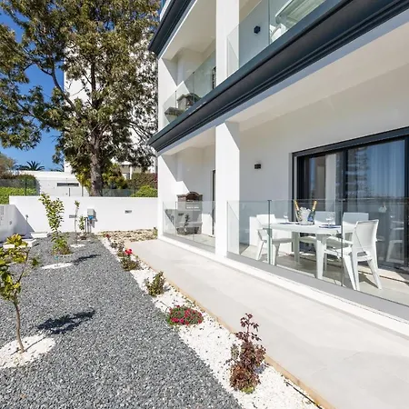 Correeira Luxury Residence T2 J - Albufeira, Pools, Wifi, Bbq, Beach شقة البوفيرا